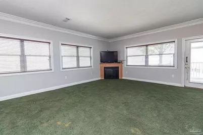 117 Bayshore Dr, Pensacola, FL 32507 - Photo 12