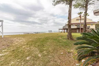 117 Bayshore Dr, Pensacola, FL 32507 - Photo 48