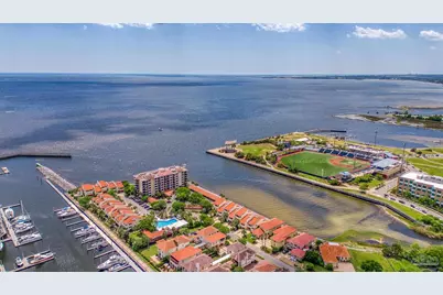 701 Port Royal Way #701, Pensacola, FL 32502 - Photo 38
