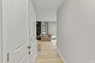 6273 Kirsten Dr, Pensacola, FL 32504 - Photo 4