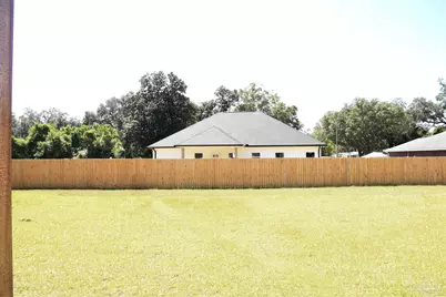 203 Charleston Dr, Pensacola, FL 32534 - Photo 20