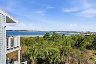 8522 Gulf Blvd, Navarre Beach, FL 32566 - Photo 18