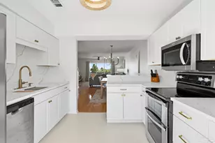 8522 Gulf Blvd, Navarre Beach, FL 32566 - Photo 4