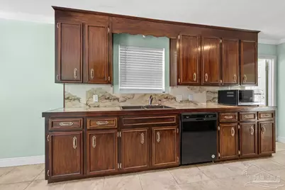 9940 Mobile Hwy, Pensacola, FL 32526 - Photo 24