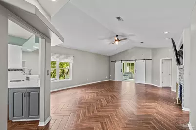 2078 Downing Dr, Pensacola, FL 32505 - Photo 8