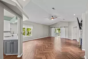 2078 Downing Dr, Pensacola, FL 32505 - Photo 8