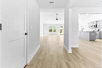 1894 Hazelnut Dr #39B, Cantonment, FL 32533 - Photo 2