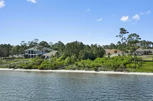 7475 Soundshore Dr, Navarre, FL 32566 - Photo 1