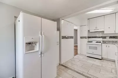 22 Gloucester Ave, Pensacola, FL 32505 - Photo 14