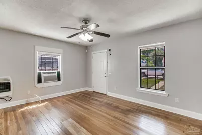 22 Gloucester Ave, Pensacola, FL 32505 - Photo 2