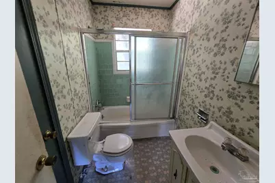 236 Brigadier Dr, Pensacola, FL 32507 - Photo 16