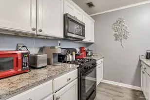 914 Lucerne Ave, Pensacola, FL 32505 - Photo 10