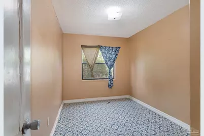 107 W Madison Dr, Pensacola, FL 32505 - Photo 20