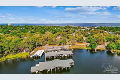 2707 E De Soto St, Pensacola, FL 32503 - Photo 2