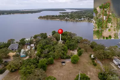 122 Celeste Pl, Pensacola, FL 32507 - Photo 2