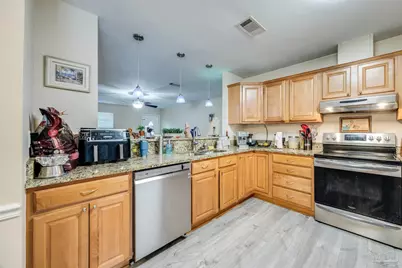 6633 Frank Reeder Rd, Pensacola, FL 32526 - Photo 12