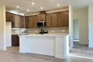 5614 Colinas Verde Dr, Milton, FL 32570 - Photo 2