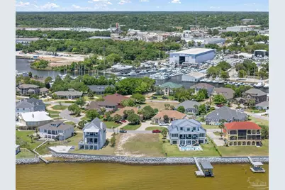 545 Windrose Cir, Pensacola, FL 32507 - Photo 14