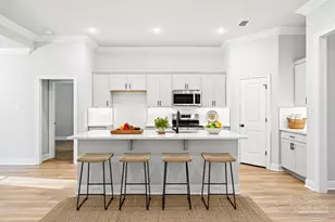 3139 Camphor Rd, Pensacola, FL 32526 - Photo 2