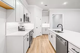 3139 Camphor Rd, Pensacola, FL 32526 - Photo 4