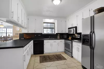 2647 Venetian Way, Gulf Breeze, FL 32563 - Photo 8