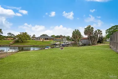 2647 Venetian Way, Gulf Breeze, FL 32563 - Photo 28