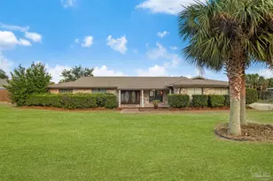 2647 Venetian Way, Gulf Breeze, FL 32563 - Photo 1