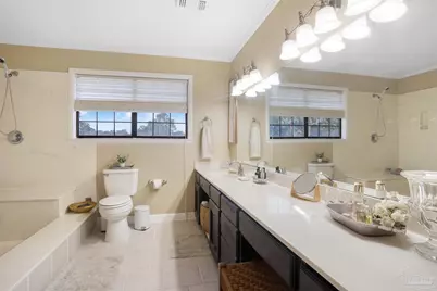 2647 Venetian Way, Gulf Breeze, FL 32563 - Photo 18
