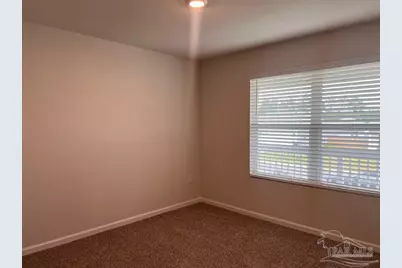 3842 James Stovall St, Pensacola, FL 32526 - Photo 8