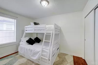 1018 W Gregory St, Pensacola, FL 32502 - Photo 16
