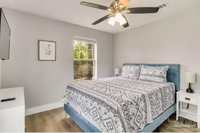 206 N G St, Pensacola, FL 32502 - Photo 32