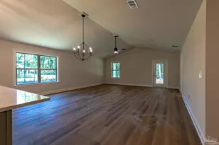 5269 Burt Ln, Pace, FL 32571 - Photo 6