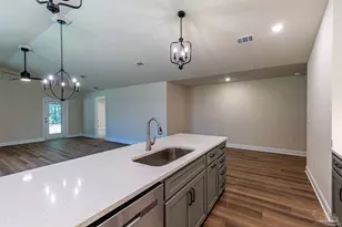 5269 Burt Ln, Pace, FL 32571 - Photo 12