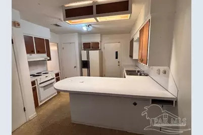 6235 Confederate Dr, Pensacola, FL 32503 - Photo 8