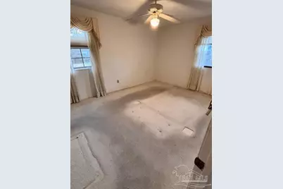 6235 Confederate Dr, Pensacola, FL 32503 - Photo 18