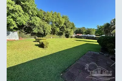 6235 Confederate Dr, Pensacola, FL 32503 - Photo 16