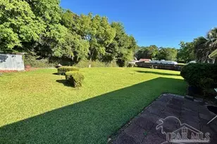 6235 Confederate Dr, Pensacola, FL 32503 - Photo 16