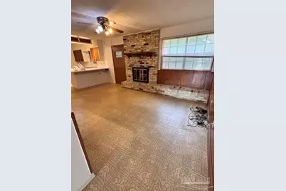 6235 Confederate Dr, Pensacola, FL 32503 - Photo 6