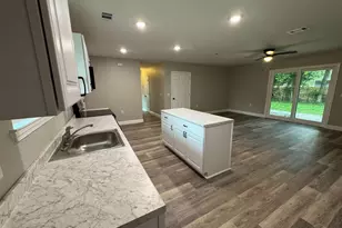 4505 Ellysee Way, Pensacola, FL 32505 - Photo 4