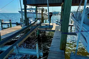 5393 Soundside Dr, Gulf Breeze, FL 32563 - Photo 44