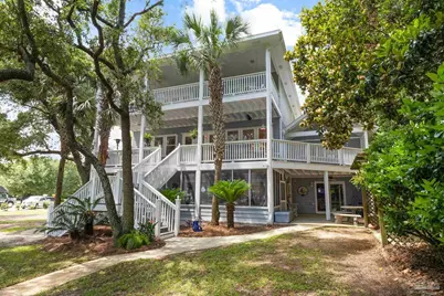 5393 Soundside Dr, Gulf Breeze, FL 32563 - Photo 1