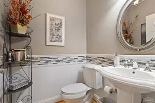 5393 Soundside Dr, Gulf Breeze, FL 32563 - Photo 16