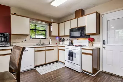 2319 Windstone Dr, Pensacola, FL 32526 - Photo 16