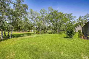 2796 Pebble Beach Dr, Navarre, FL 32566 - Photo 58