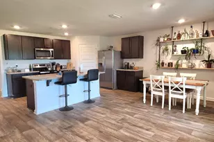 5621 Guinevere Ln, Milton, FL 32583 - Photo 8