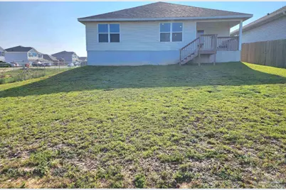 5621 Guinevere Ln, Milton, FL 32583 - Photo 18