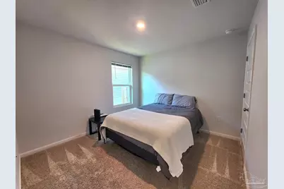 5621 Guinevere Ln, Milton, FL 32583 - Photo 6