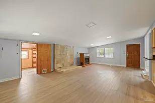 204 Camelia St, Gulf Breeze, FL 32561 - Photo 12