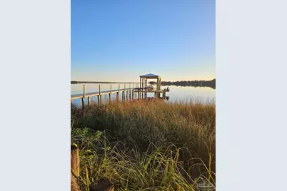 7693 Petersen Pt Rd, Milton, FL 32583 - Photo 28