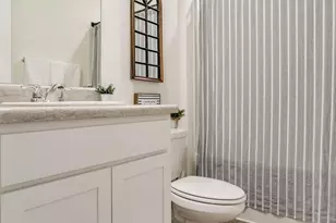 8780 Schooner Ln, Pensacola, FL 32507 - Photo 32